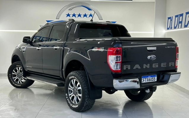 imagem-https://www.socarrao.com.br/sc-vehicle-images-prod/3793891/1789213468788-7_054452.jpg