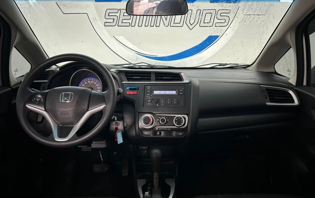 imagem-https://www.socarrao.com.br/sc-vehicle-images-prod/3793905/1789213475655-7_122049.jpg