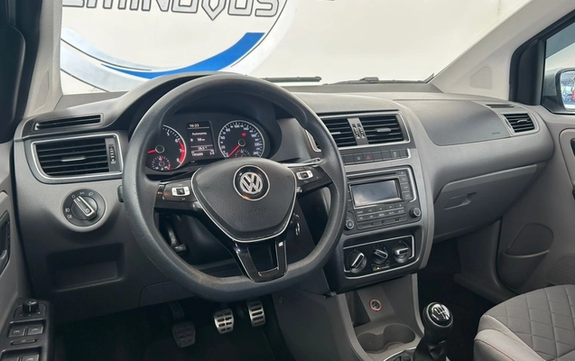 imagem-https://www.socarrao.com.br/sc-vehicle-images-prod/3793912/1789213478396-11_025351.jpg