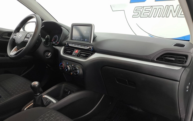 imagem-https://www.socarrao.com.br/sc-vehicle-images-prod/3793914/1789213480197-5_011816.jpg