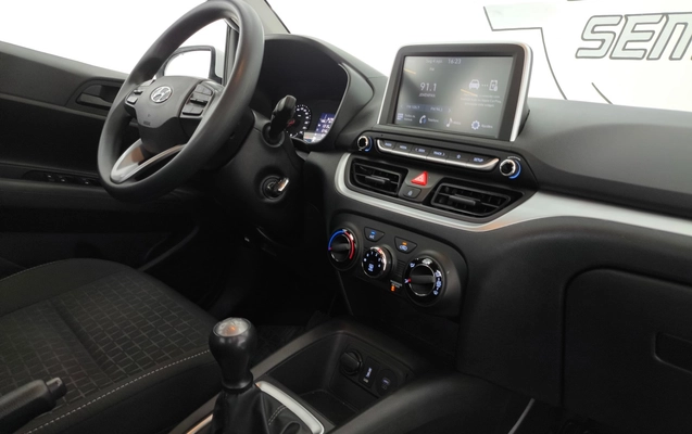 imagem-https://www.socarrao.com.br/sc-vehicle-images-prod/3793914/1789213480198-6_011816.jpg