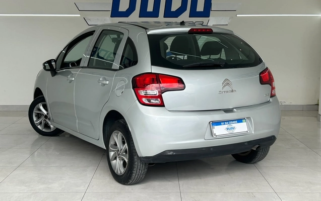 imagem-https://www.socarrao.com.br/sc-vehicle-images-prod/3793920/1789213482365-2_092643.jpg