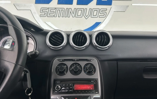 imagem-https://www.socarrao.com.br/sc-vehicle-images-prod/3793920/1789213482367-6_092643.jpg