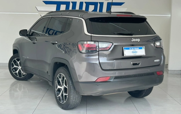 imagem-https://www.socarrao.com.br/sc-vehicle-images-prod/3793928/1789213485400-13_013919.jpg