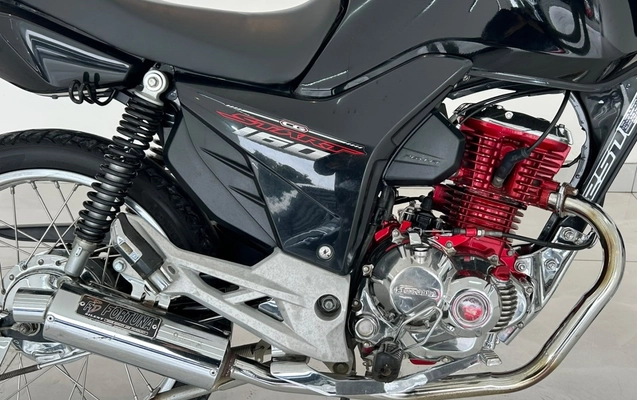 imagem-https://www.socarrao.com.br/sc-vehicle-images-prod/3793929/1789213485974-4_024354.jpg