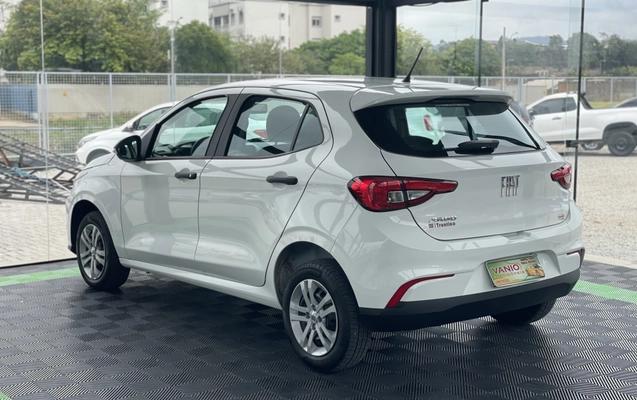 imagem-https://www.socarrao.com.br/sc-vehicle-images-prod/3793940/1789496916055-003_64015fb4d812f2c2473d98c46acb8f9e.jpeg