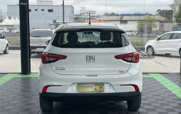 imagem-https://www.socarrao.com.br/sc-vehicle-images-prod/3793940/1789496916056-003_e7ac47e1aa26a4ffde0de6a606976cc9.jpeg