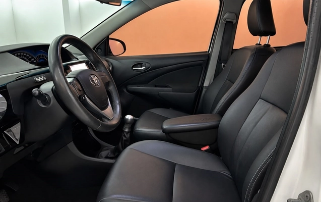 imagem-https://www.socarrao.com.br/sc-vehicle-images-prod/3793944/1789213492072-13_042724.jpg