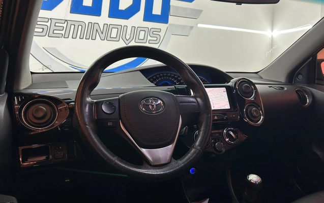 imagem-https://www.socarrao.com.br/sc-vehicle-images-prod/3793944/1789213492072-3_042724.jpg