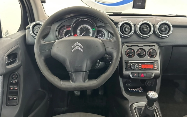 imagem-https://www.socarrao.com.br/sc-vehicle-images-prod/3793957/1789213497521-11_035800.jpg