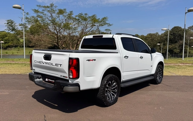 imagem-https://www.socarrao.com.br/sc-vehicle-images-prod/3793959/1789213687480-V2hhdHNBcHAgSW1hZ2UgMjAyNi0wOS0xMSBhdCAxNS4yNC40MyAoMSkuanBlZw.jpeg