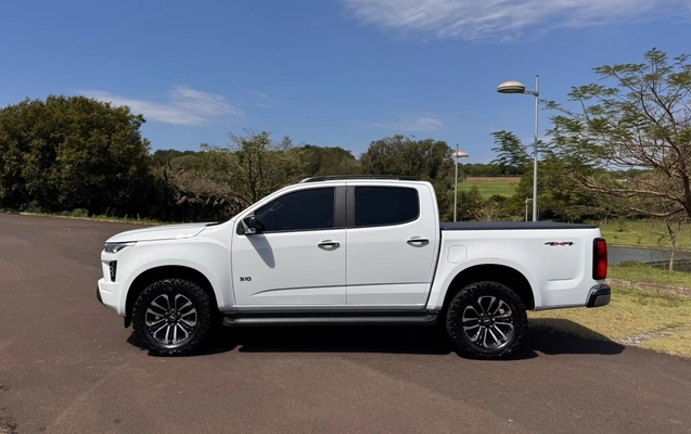 imagem-https://www.socarrao.com.br/sc-vehicle-images-prod/3793959/1789213687535-V2hhdHNBcHAgSW1hZ2UgMjAyNi0wOS0xMSBhdCAxNS4yNC40MyAoMikuanBlZw.jpeg