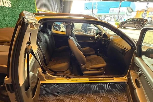 imagem-https://www.socarrao.com.br/sc-vehicle-images-prod/3793973/1789214357097-8446497_7_B_377ca0e57c.jpeg