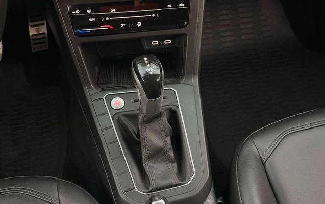 imagem-https://www.socarrao.com.br/sc-vehicle-images-prod/3793987/1789671197507-8296852_7_B_bf67f47e7f.jpeg