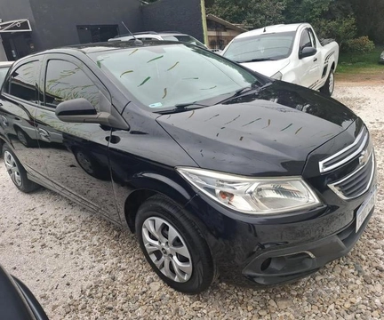 Chevrolet Onix 2014 Preto — foto 1 de 3