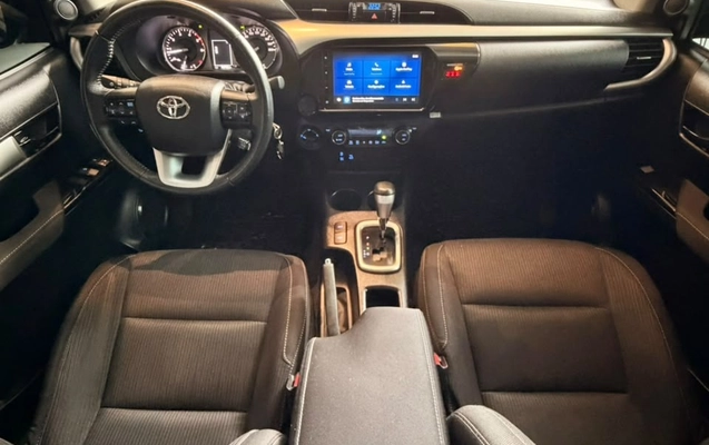 imagem-https://www.socarrao.com.br/sc-vehicle-images-prod/3794010/1789215978434-5a99c913-19d9-42ee-85cb-2486a7541bb8.jpg