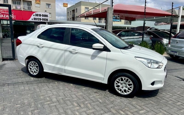 imagem-https://www.socarrao.com.br/sc-vehicle-images-prod/3794016/1789216144132-8333460_6_B_8f4d262255.jpeg