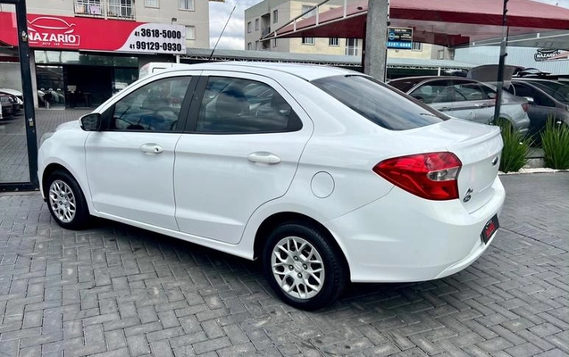 imagem-https://www.socarrao.com.br/sc-vehicle-images-prod/3794016/1789216144145-8333460_13_B_f283bf98c2.jpeg