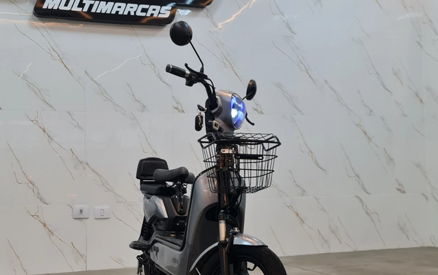 imagem-https://www.socarrao.com.br/sc-vehicle-images-prod/3794039/1789216444382-Mi5qcGc.jpg