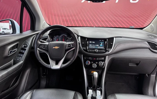 imagem-https://www.socarrao.com.br/sc-vehicle-images-prod/3794046/1789216775951-8460574_8_B_2d9ea46e26.jpeg