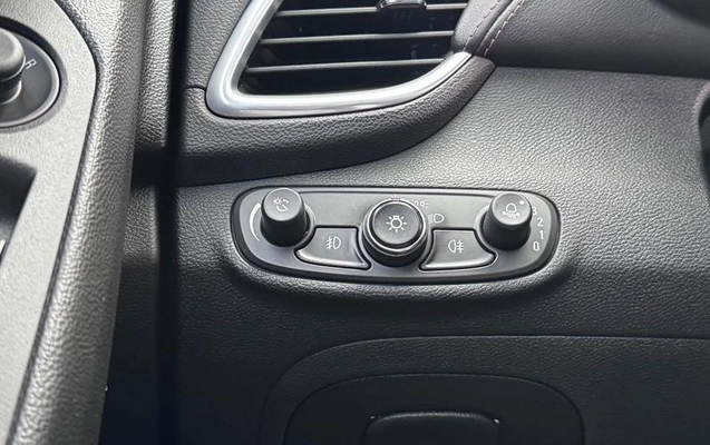 imagem-https://www.socarrao.com.br/sc-vehicle-images-prod/3794046/1789216775960-8460574_15_B_01896f7548.jpeg