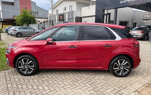 imagem-https://www.socarrao.com.br/sc-vehicle-images-prod/3794087/1791314400405-8430129_7_B_e21838b919.jpeg