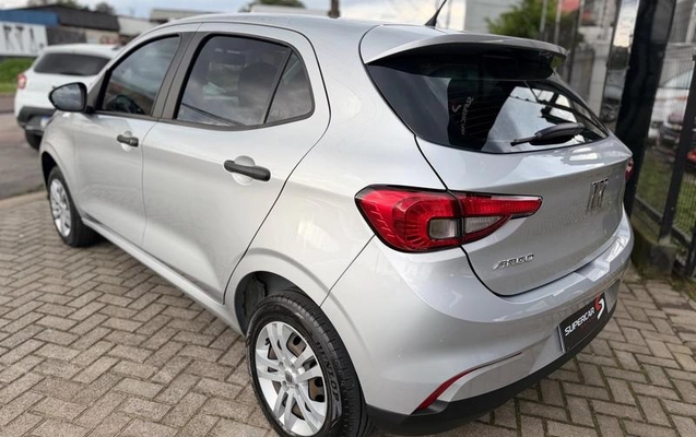 imagem-https://www.socarrao.com.br/sc-vehicle-images-prod/3794105/1791314027956-8470673_6_B_e395c719de.jpeg