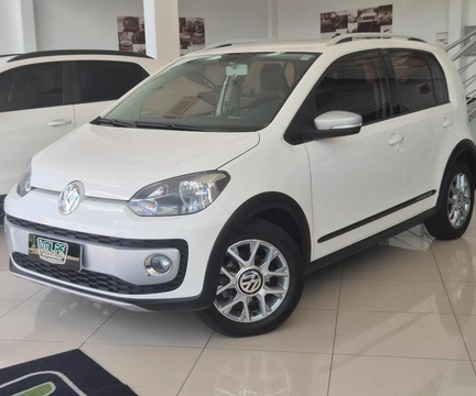 Volkswagen Up! 2017 Branco — foto 1 de 3