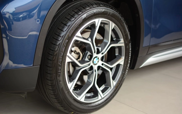 imagem-https://www.socarrao.com.br/sc-vehicle-images-prod/3794122/1789218567163-vehicle_image_1789218195_ae42a5a20e935e1ef1cd24d59935bb8a.jpeg