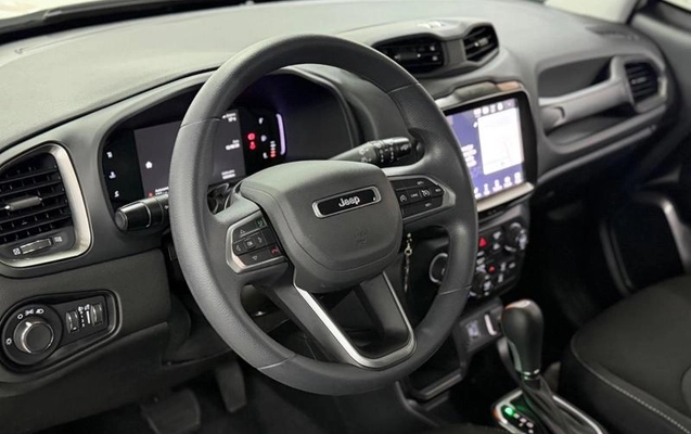 imagem-https://www.socarrao.com.br/sc-vehicle-images-prod/3794128/1789232217157-8470421_7_B_d47ff8a2cd.jpeg