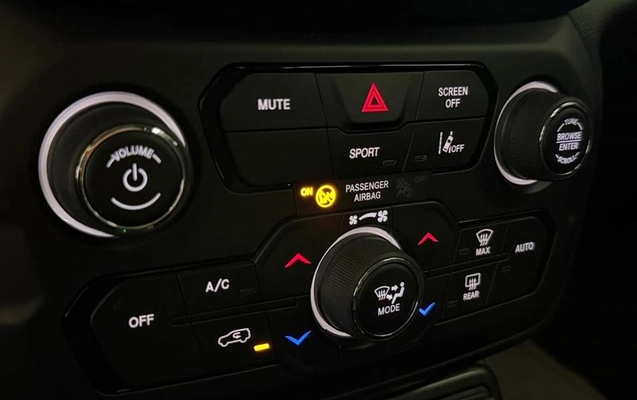 imagem-https://www.socarrao.com.br/sc-vehicle-images-prod/3794128/1789232217158-8470421_12_B_83e94c2831.jpeg