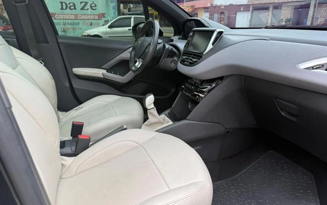 imagem-https://www.socarrao.com.br/sc-vehicle-images-prod/3794165/1789219311605-8470796_2_B_efeccb3205.jpeg