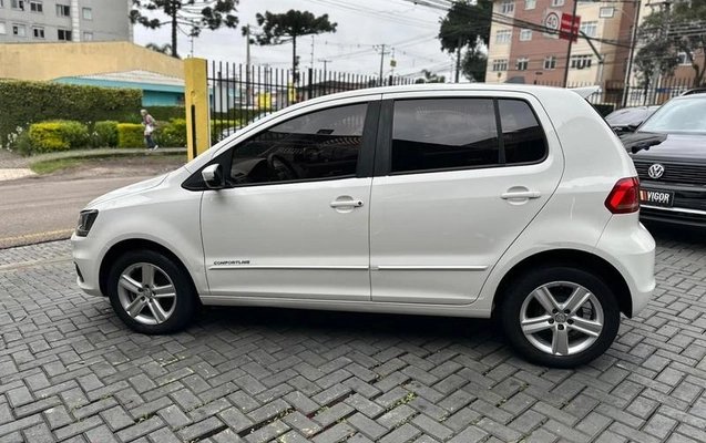 imagem-https://www.socarrao.com.br/sc-vehicle-images-prod/3794170/1789219447443-8470693_6_B_89a2e98d40.jpeg
