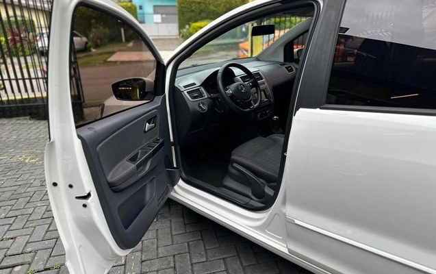 imagem-https://www.socarrao.com.br/sc-vehicle-images-prod/3794170/1789219447445-8470693_7_B_bae19daa94.jpeg