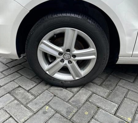 imagem-https://www.socarrao.com.br/sc-vehicle-images-prod/3794170/1789219447457-8470693_24_B_61655926f4.jpeg