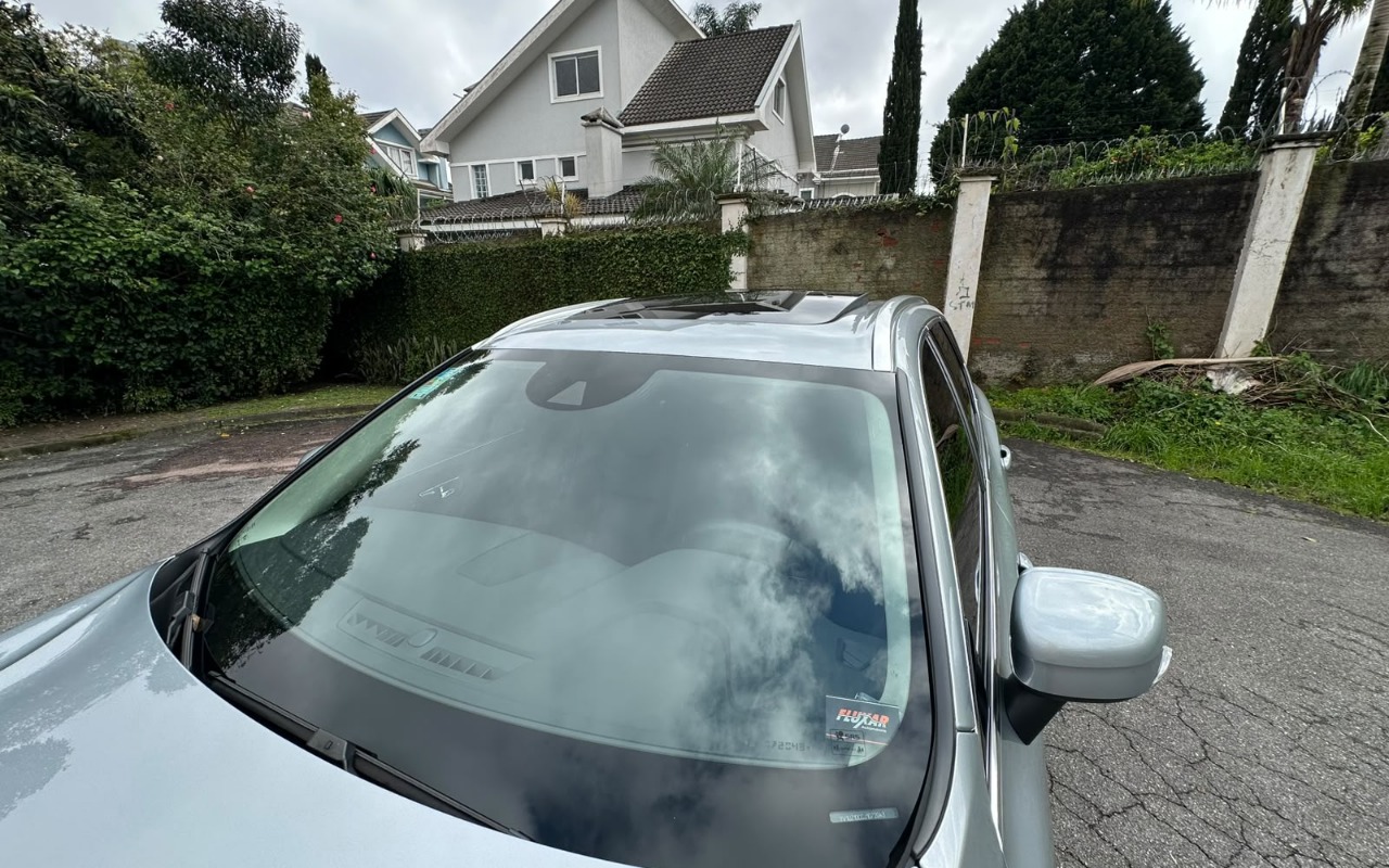 imagem-https://www.socarrao.com.br/sc-vehicle-images-prod/3794193/1789219810308-V2hhdHNBcHAgSW1hZ2UgMjAyNi0wOS0xMiBhdCAxMC4wOS4wNiAoNCkuanBlZw.jpeg