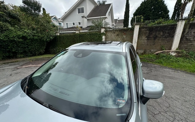 imagem-https://www.socarrao.com.br/sc-vehicle-images-prod/3794193/1789219810308-V2hhdHNBcHAgSW1hZ2UgMjAyNi0wOS0xMiBhdCAxMC4wOS4wNiAoNCkuanBlZw.jpeg