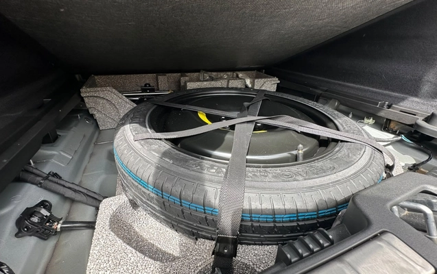 imagem-https://www.socarrao.com.br/sc-vehicle-images-prod/3794193/1789219810363-V2hhdHNBcHAgSW1hZ2UgMjAyNi0wOS0xMiBhdCAxMC4wOS4wNiAoNSkuanBlZw.jpeg