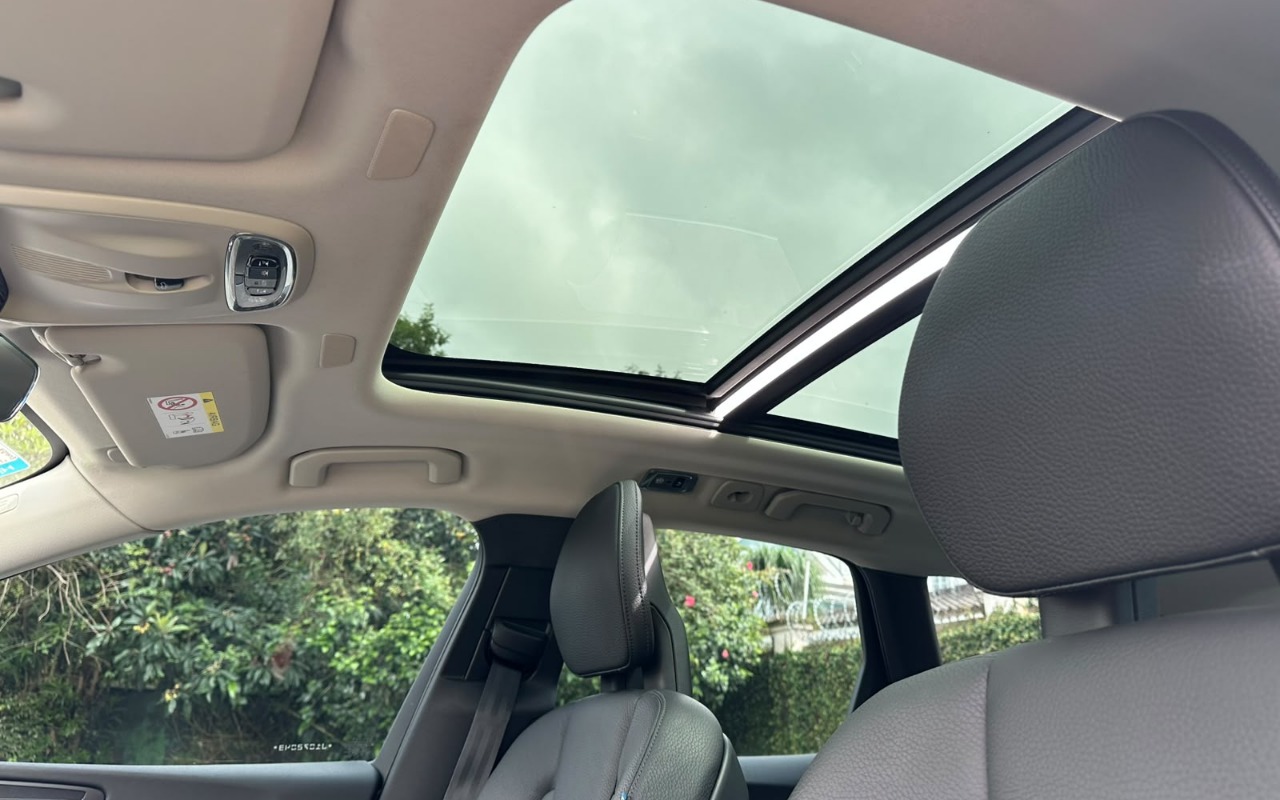 imagem-https://www.socarrao.com.br/sc-vehicle-images-prod/3794193/1789219810979-V2hhdHNBcHAgSW1hZ2UgMjAyNi0wOS0xMiBhdCAxMC4wOS4wNyAoNikuanBlZw.jpeg