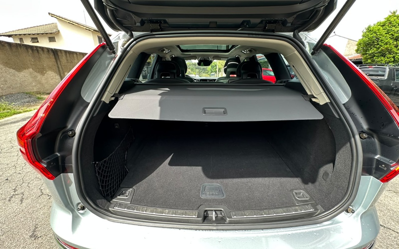 imagem-https://www.socarrao.com.br/sc-vehicle-images-prod/3794193/1789219811068-V2hhdHNBcHAgSW1hZ2UgMjAyNi0wOS0xMiBhdCAxMC4wOS4wNy5qcGVn.jpeg