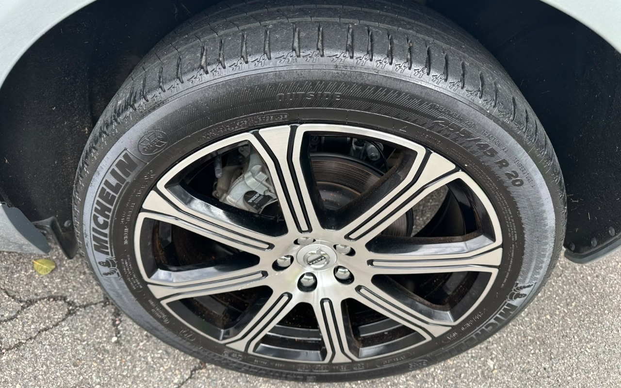 imagem-https://www.socarrao.com.br/sc-vehicle-images-prod/3794193/1789219811139-V2hhdHNBcHAgSW1hZ2UgMjAyNi0wOS0xMiBhdCAxMC4wOS4wOCAoMSkuanBlZw.jpeg