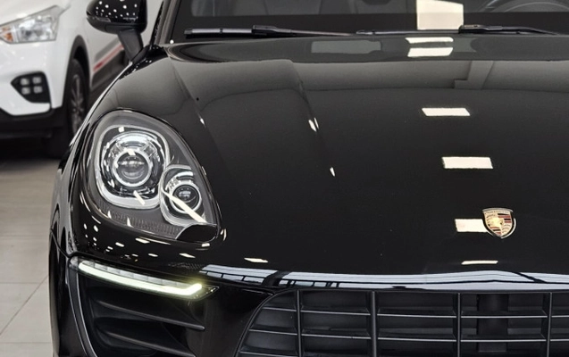 imagem-https://www.socarrao.com.br/sc-vehicle-images-prod/3794208/1789220040071-HGlO7L2h2n6lFilcBvJTUq8TYEw1L25X.jpg