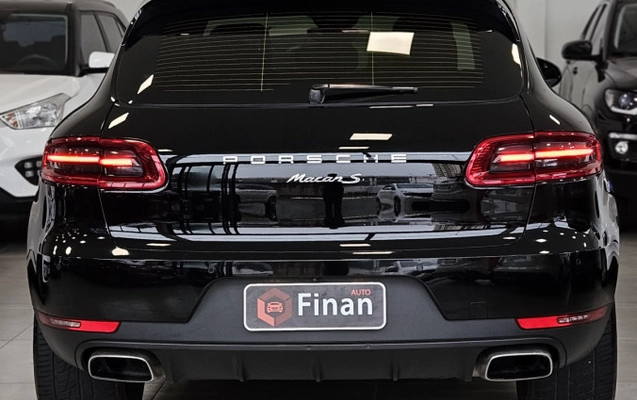 imagem-https://www.socarrao.com.br/sc-vehicle-images-prod/3794208/1789220040156-RTItKhG958BiMITN1OF0M69OWdaNHuWt.jpg