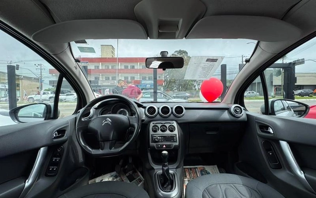 imagem-https://www.socarrao.com.br/sc-vehicle-images-prod/3794226/1789220368657-8225732_5_B_afa7d61040.jpeg