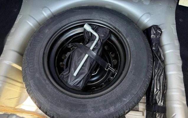 imagem-https://www.socarrao.com.br/sc-vehicle-images-prod/3794227/1789220415322-003_db5cfd06a1d5b9a9bdd1f9686699aaee.jpeg