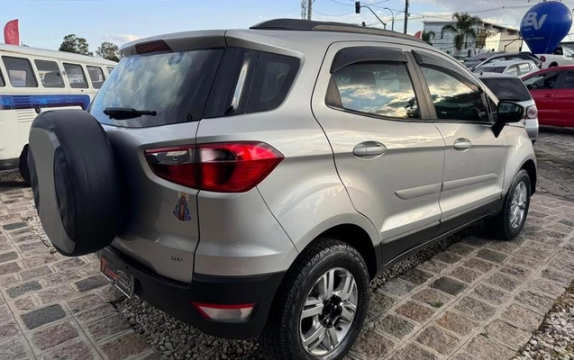 imagem-https://www.socarrao.com.br/sc-vehicle-images-prod/3794232/1789220481115-8149673_1_B_1457b3e619.jpeg