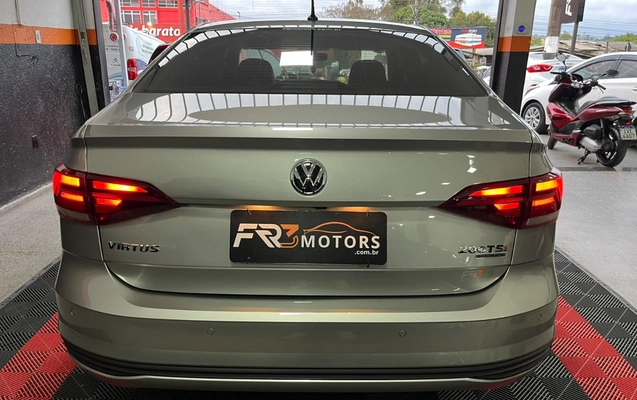 imagem-https://www.socarrao.com.br/sc-vehicle-images-prod/3794236/1789220572725-V2hhdHNBcHAgSW1hZ2UgMjAyNi0wOS0xMCBhdCAxMS40MC4yNiAoMykuanBlZw.jpeg