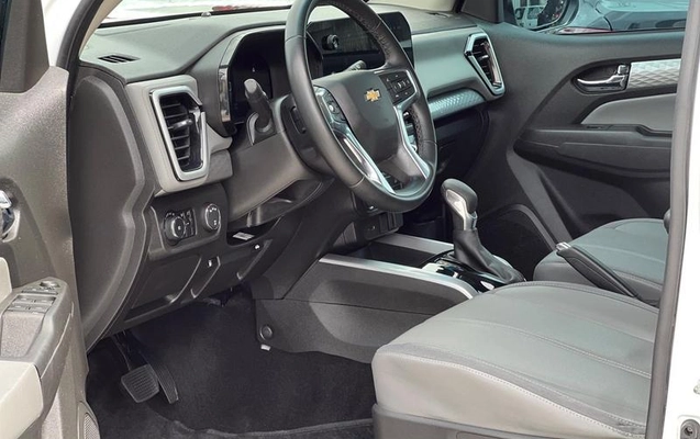 imagem-https://www.socarrao.com.br/sc-vehicle-images-prod/3794242/1789568843469-8469617_10_B_bcfa1b541b.jpeg
