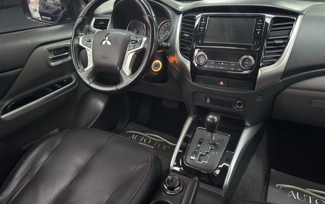imagem-https://www.socarrao.com.br/sc-vehicle-images-prod/3794255/1789221421051-gb-22cbca0.jpg