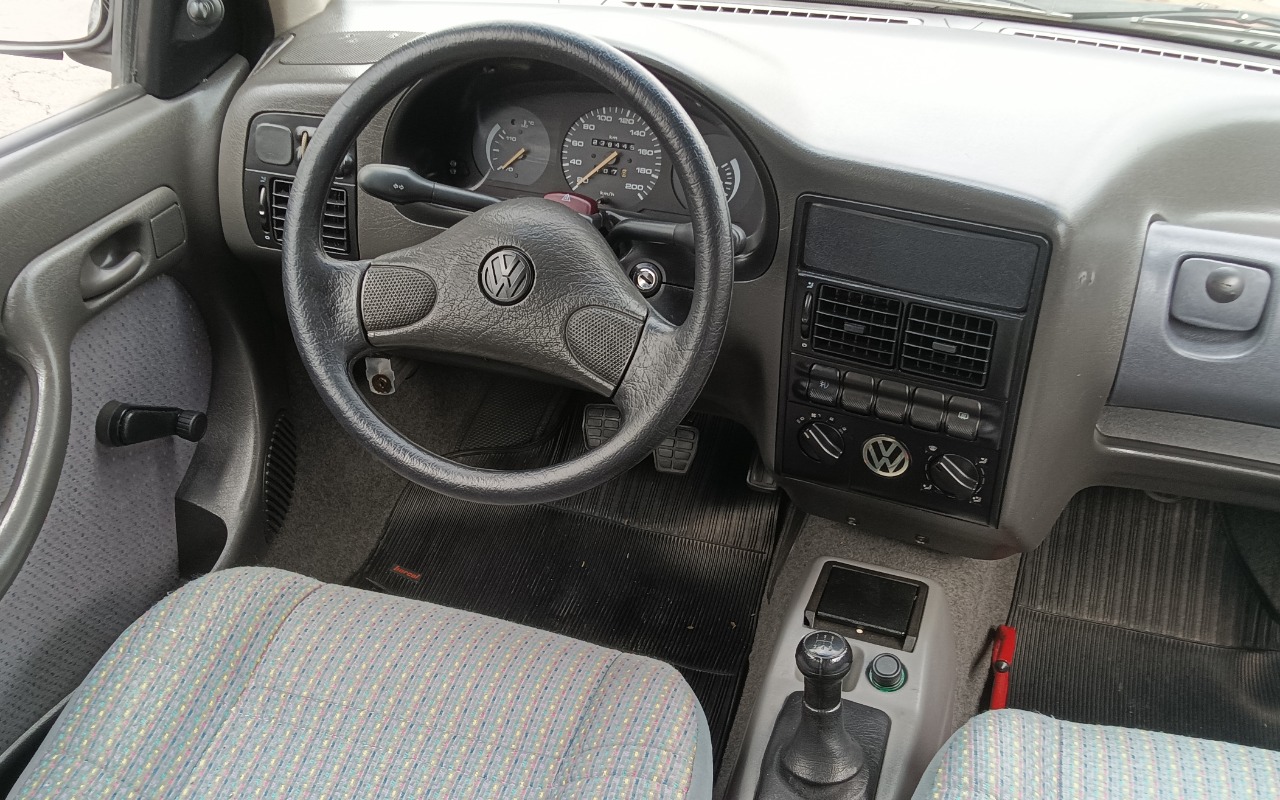 imagem-https://www.socarrao.com.br/sc-vehicle-images-prod/3794266/1789223712361-SU1HXzIwMjYwOTEyXzExMjIyOS5qcGc.jpg